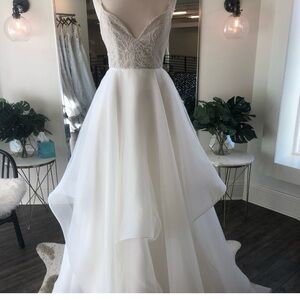 Hayley Paige Perri wedding gown